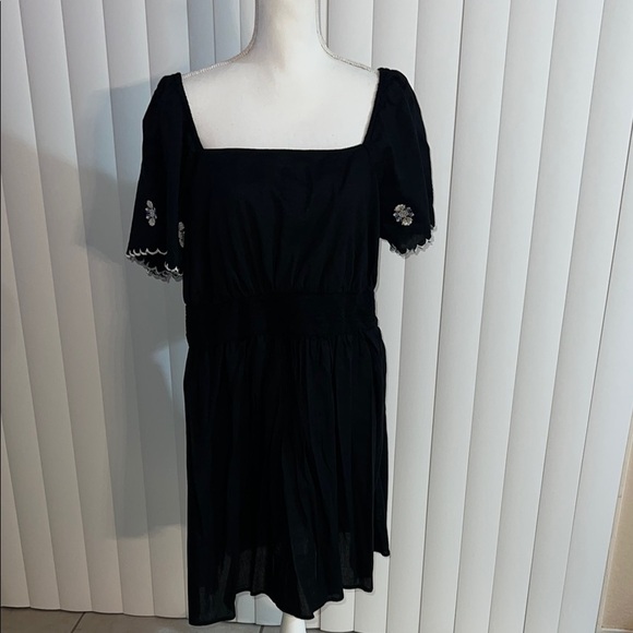 Old Navy Black Pleated Sundress with Square Neck - Picture 1 of 5